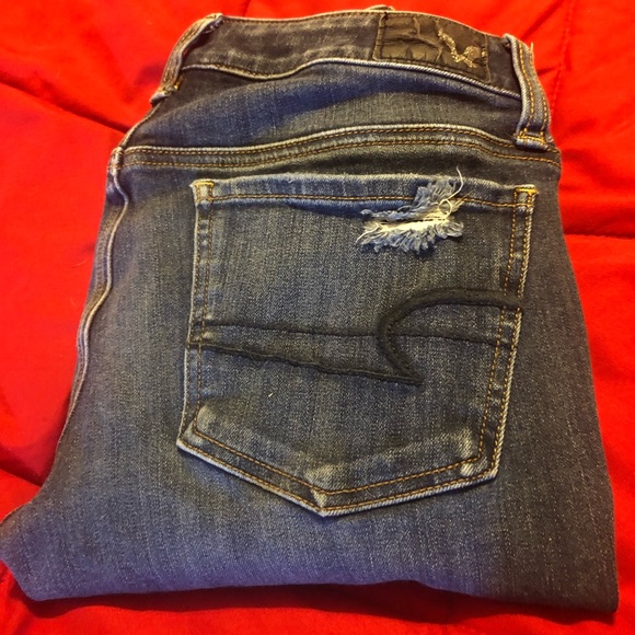 Women’s American eagle distressed jegging size 2 - Picture 2 of 4
